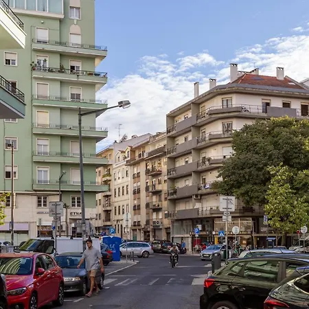 Altido Stylish Arroios Apartments, 20 Min To Centre * Lisbon
