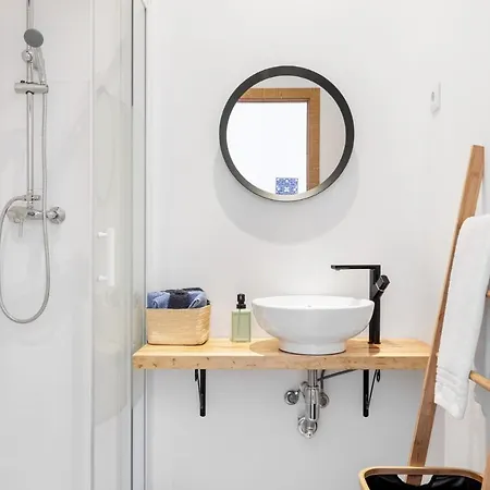 Altido Stylish Arroios Apartments, 20 Min To Centre * Lisbon