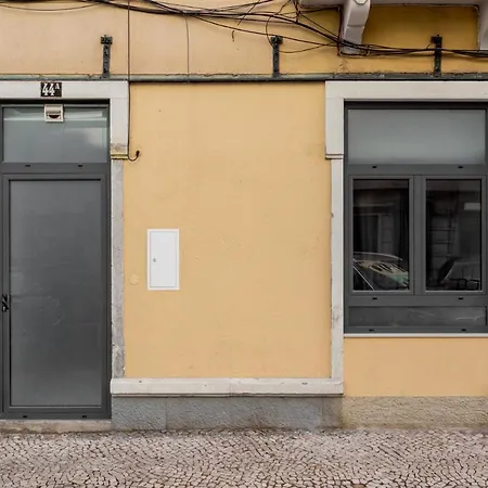 Altido Stylish Arroios Apartments, 20 Min To Centre Apartment